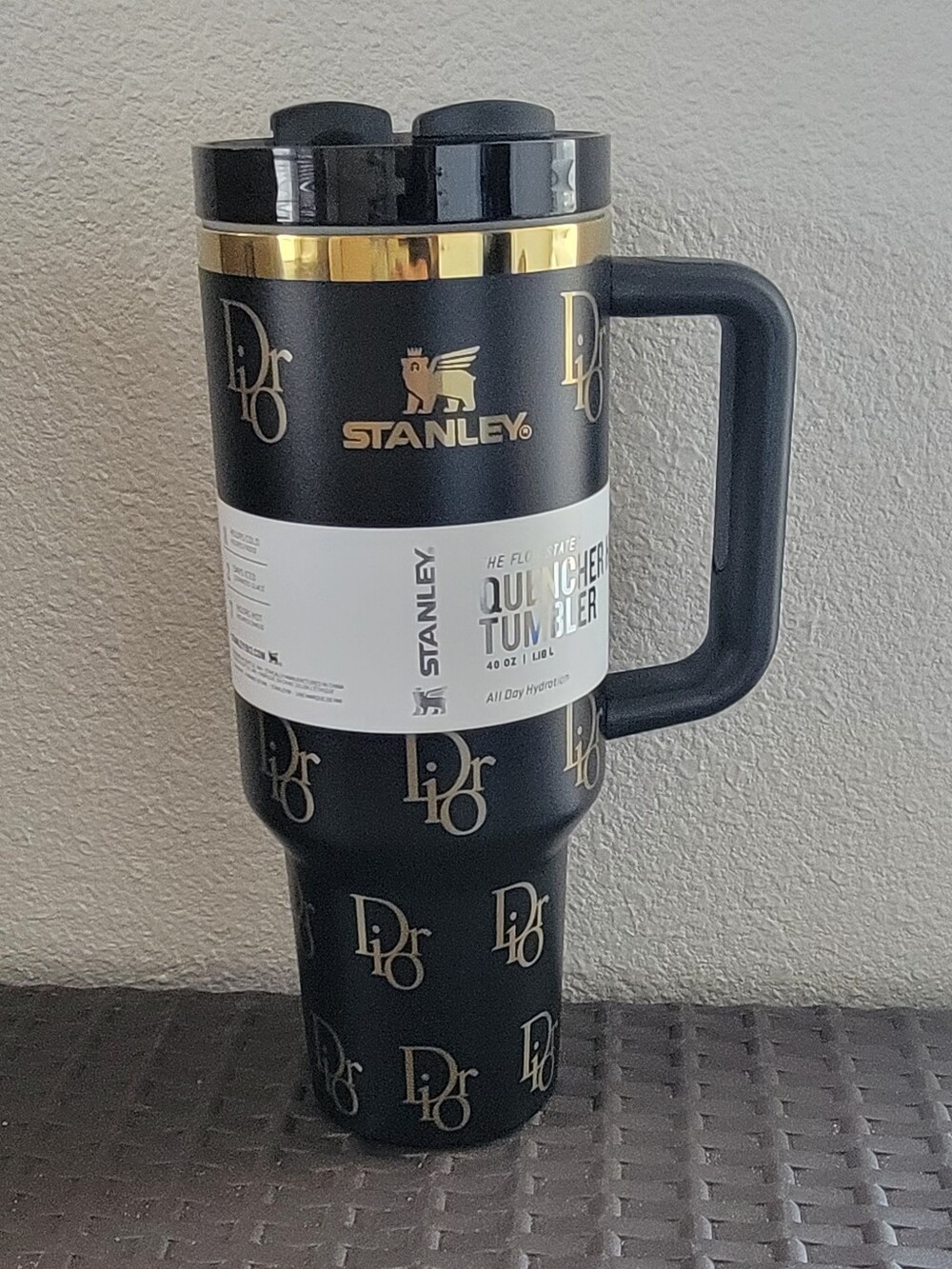 Stanley Quencher H2.0 Tumbler - Pink Branded Design